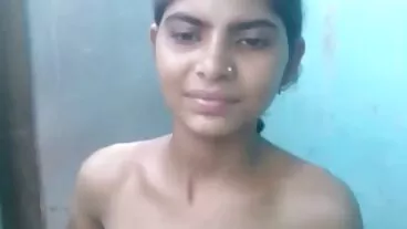 ஓல்ட்ஜேயிலிருந்து ஹாட் பெர்னிஸுடன் ஹேண்ட்ஜாப் செக்ஸ்