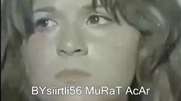 Exxxtra Small இலிருந்து அழகான பிங்கி பீஸுடன் வாய்வழி குமுறல்
