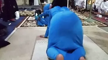ஜூல்ஸ் ஜோர்டானின் கவர்ச்சியான அவி லவ் உடன் உள்ளாடைக் காட்சி