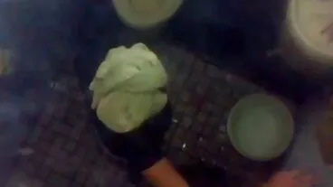 ஸ்கோர்லேண்டிலிருந்து கொம்புள்ள ஹோலி ப்ரூக்ஸுடன் டாகிஸ்டைல் ​​காட்சி